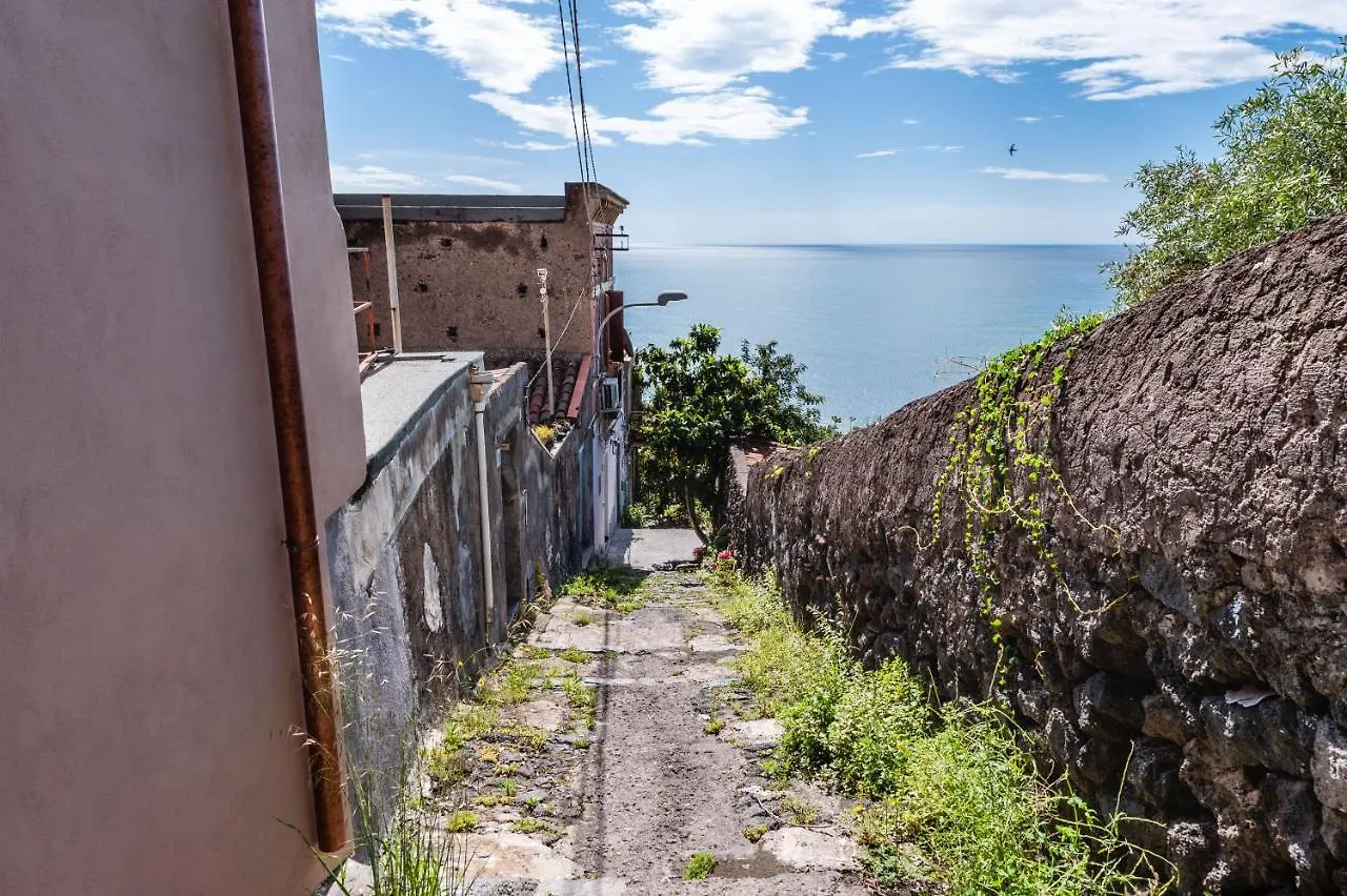 Terra E Mare Apartment By Wonderful Italy Acireale Italien
