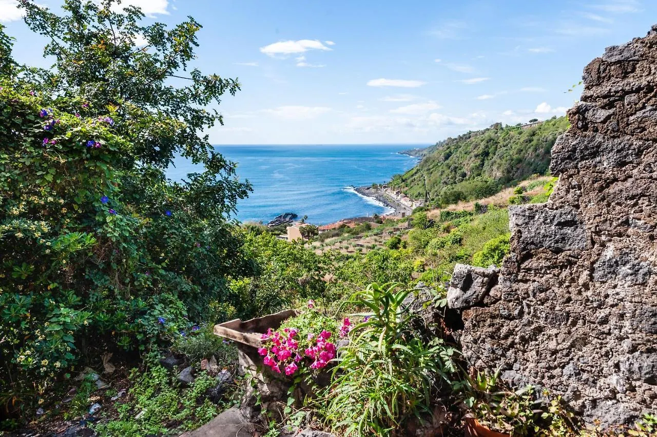 Terra E Mare Apartment By Wonderful Italy Acireale Italien
